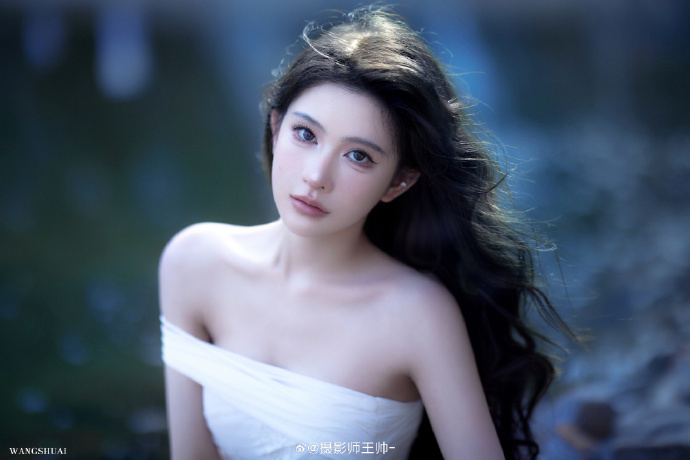 异地出差也能片单管理 · 爱情