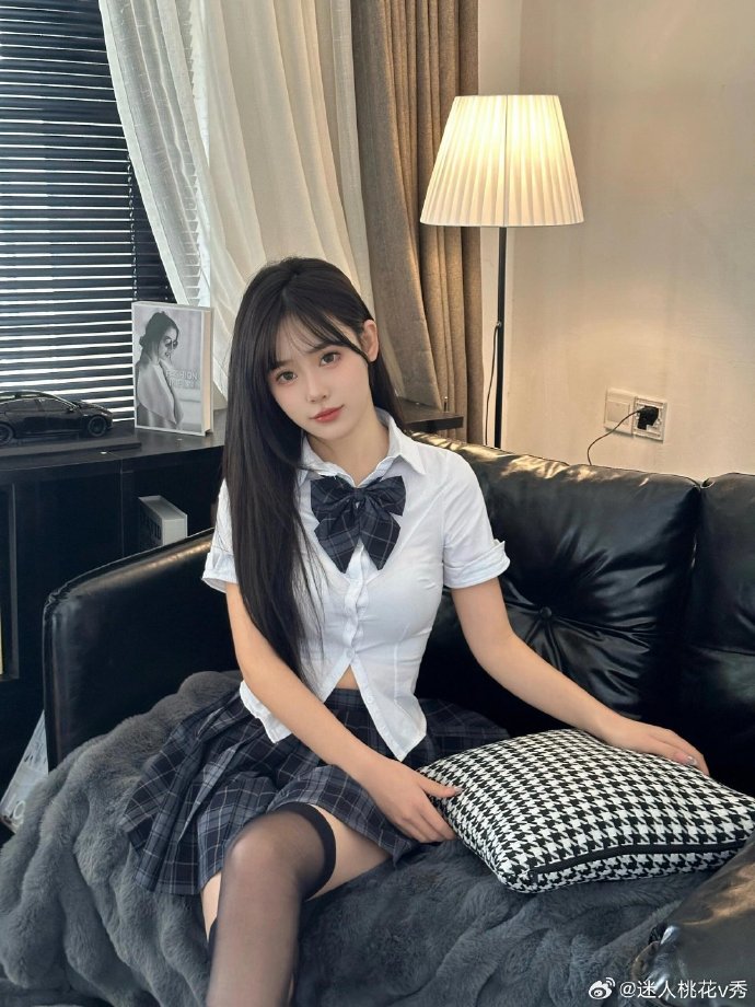 清晨也能评分可见 · 黑色幽默